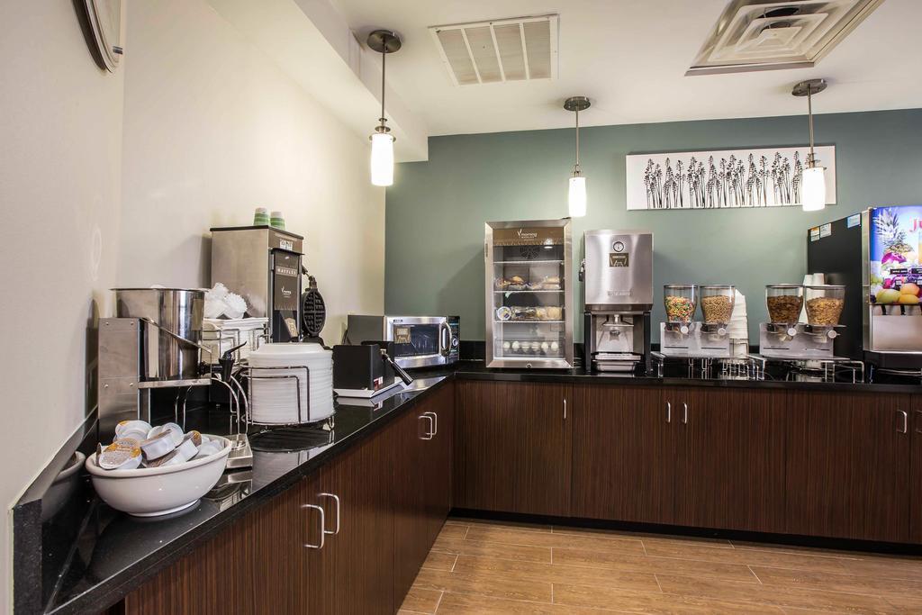 Sleep Inn Greensboro Airport Ngoại thất bức ảnh