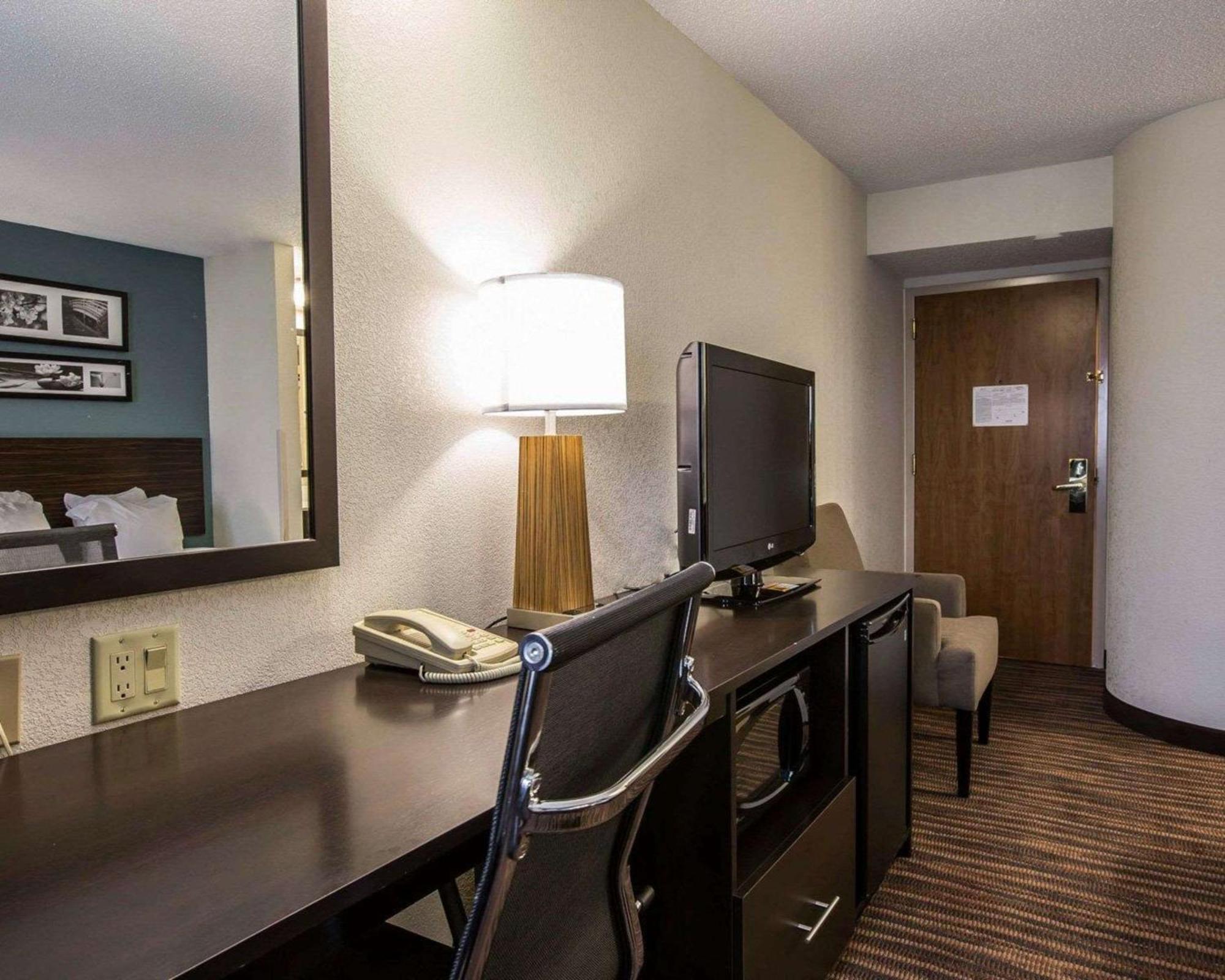 Sleep Inn Greensboro Airport Ngoại thất bức ảnh