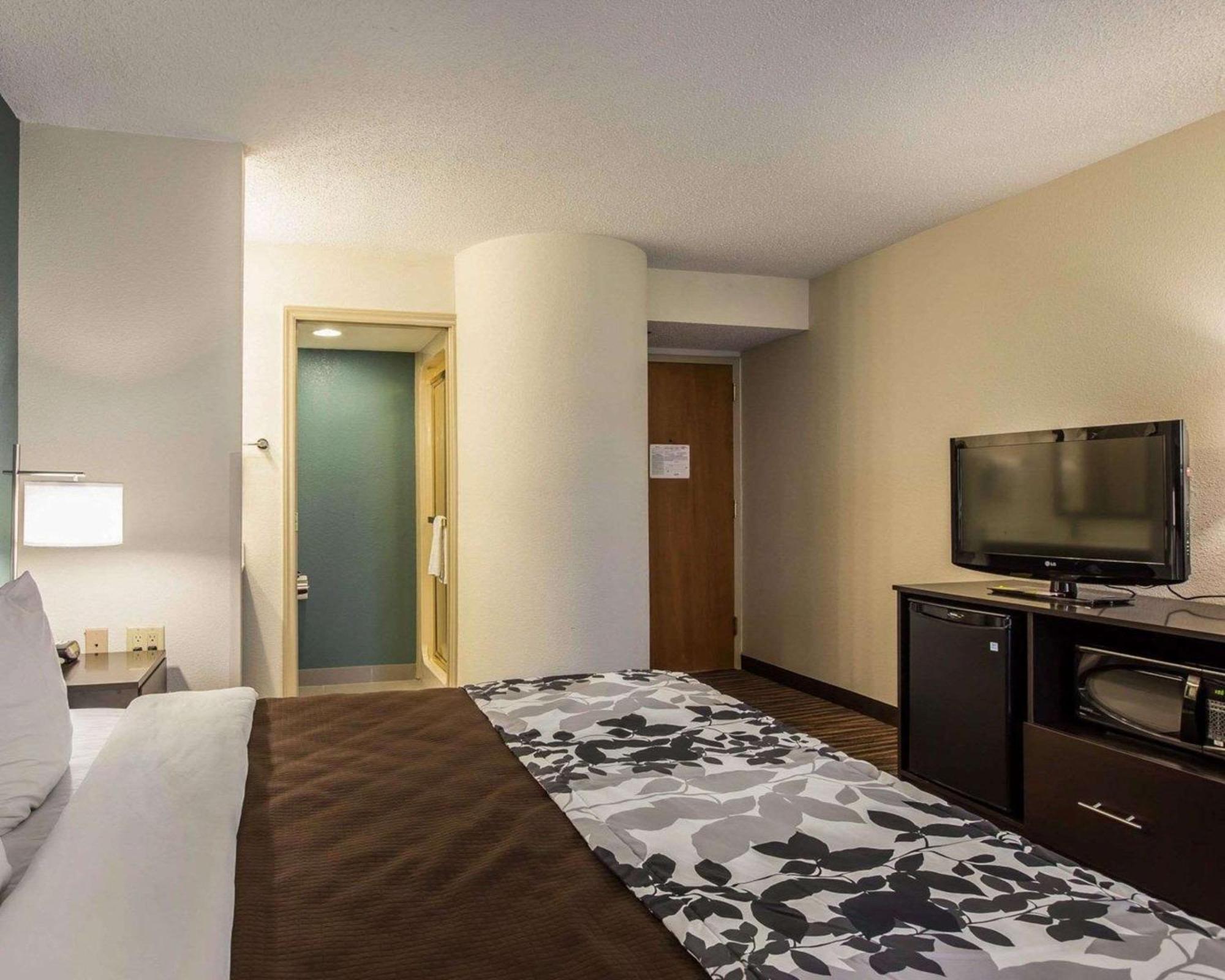 Sleep Inn Greensboro Airport Ngoại thất bức ảnh