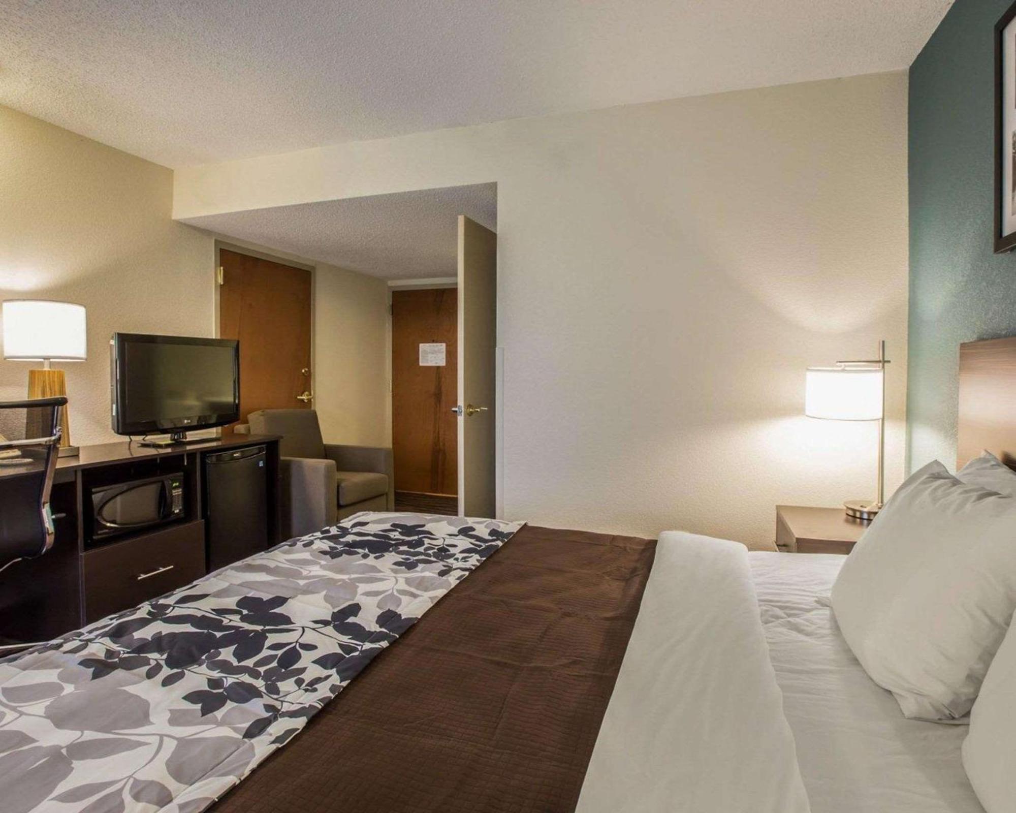 Sleep Inn Greensboro Airport Ngoại thất bức ảnh