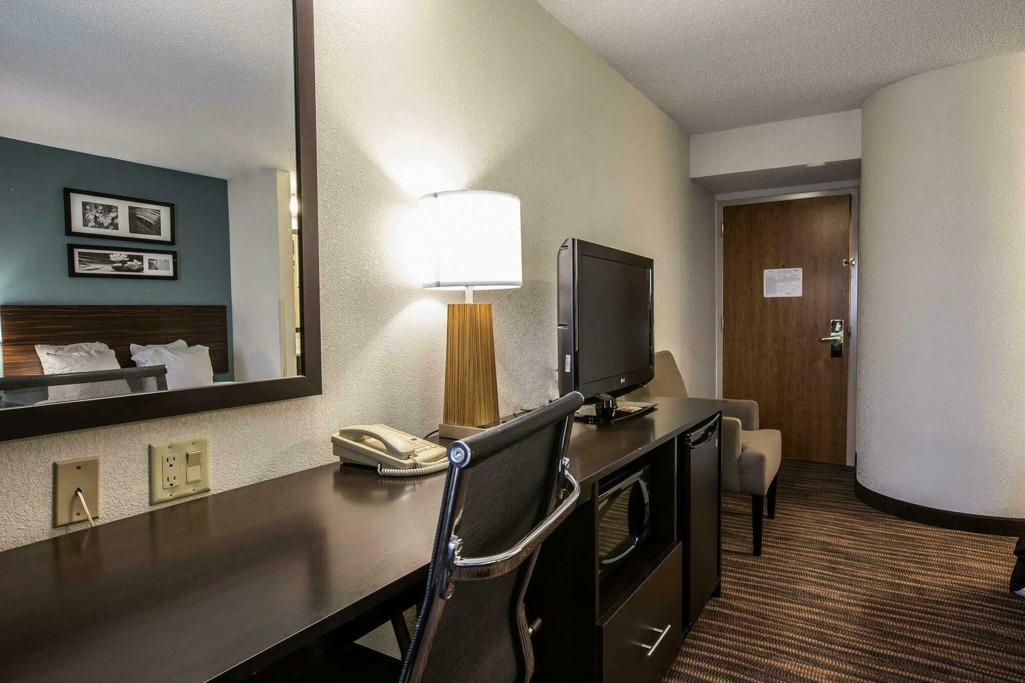 Sleep Inn Greensboro Airport Ngoại thất bức ảnh